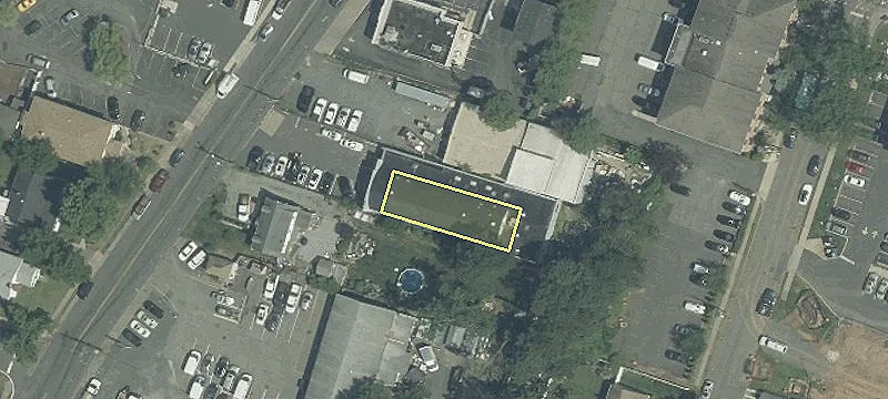 900 King George Rd