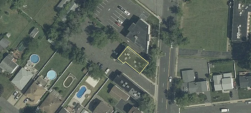 49 Brant Ave Ste, Unit 7