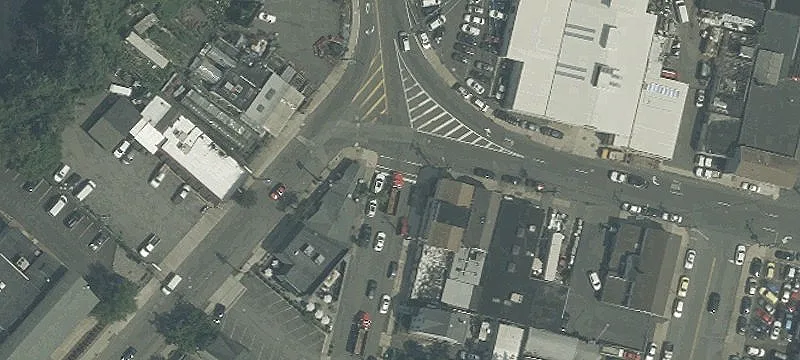 2 1st Ave