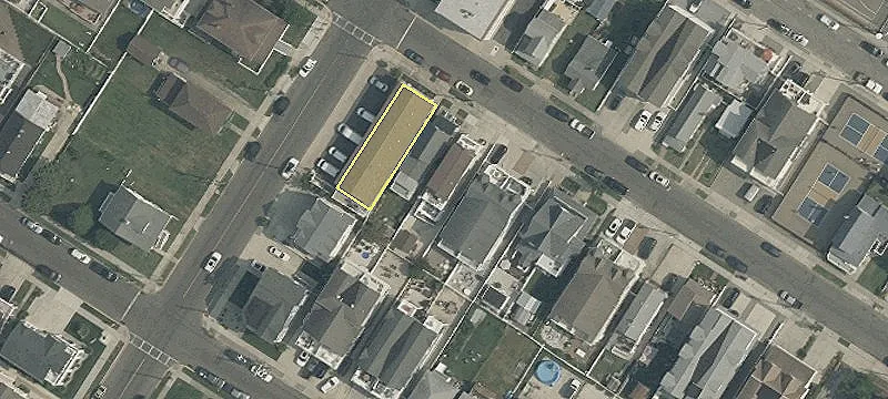 140 42nd St