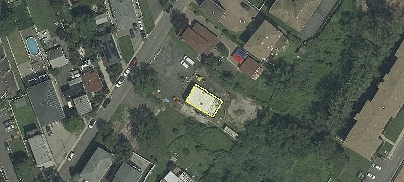 1118 Farm Rd
