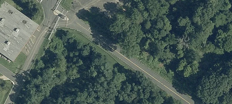 Mercer County Airport, Unit 202