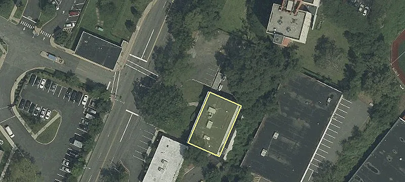 550 County Ave