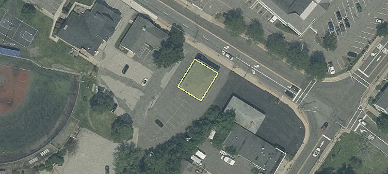 18 Vlg Blvd