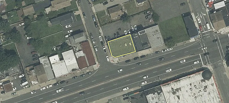 24-01 Broadway