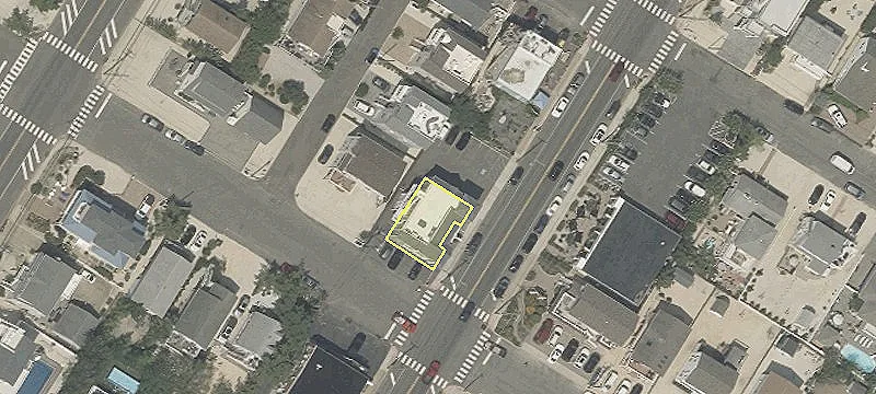 3 Long Bch Blvd