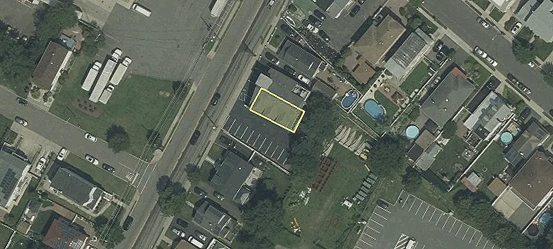 190 County Ave