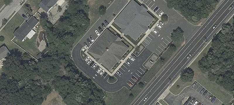 345 Main St, Unit 200