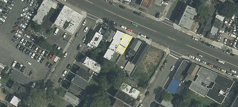 1032 Clinton Ave