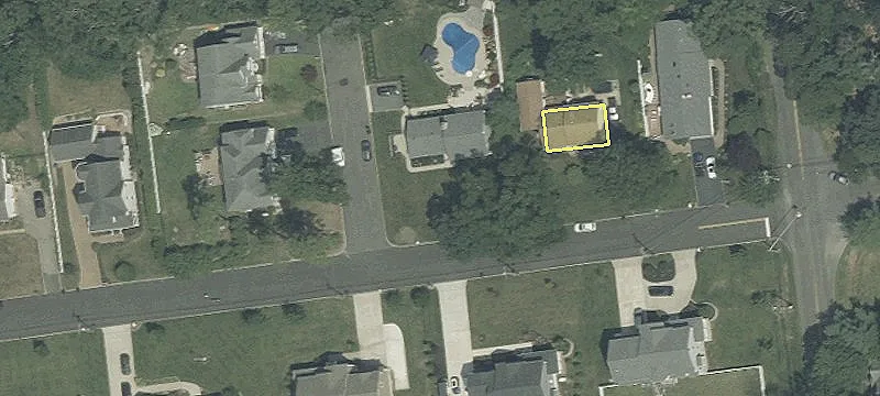 1615 Lakewood Rd