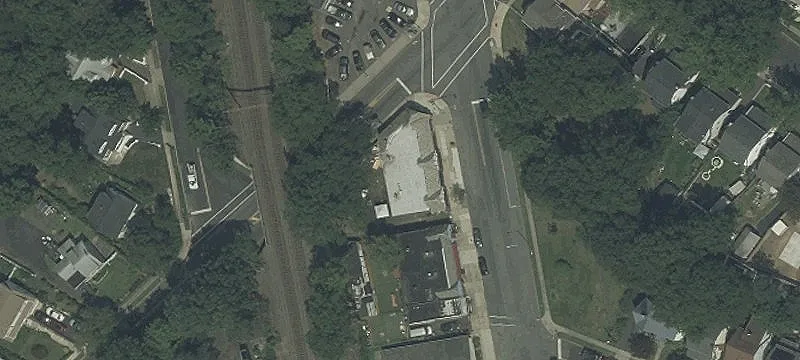 143 Hoffman Blvd