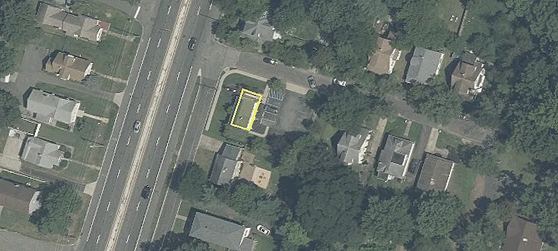 1132 Mantua Pike