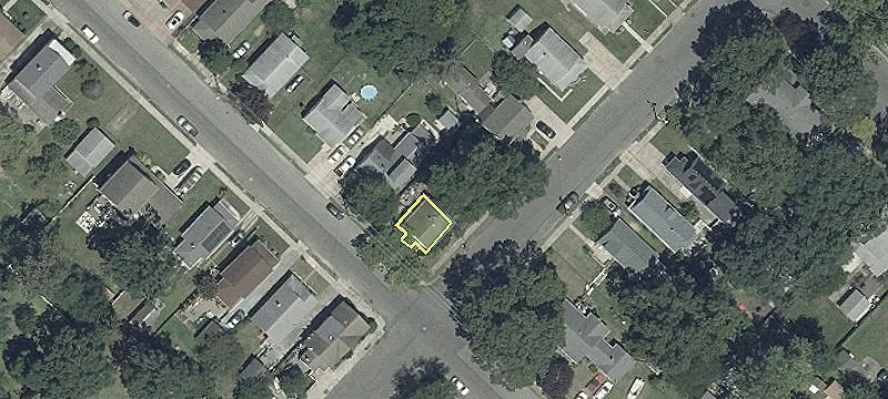401 Jackson Ave