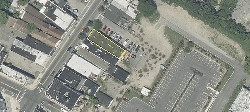 30 Main St