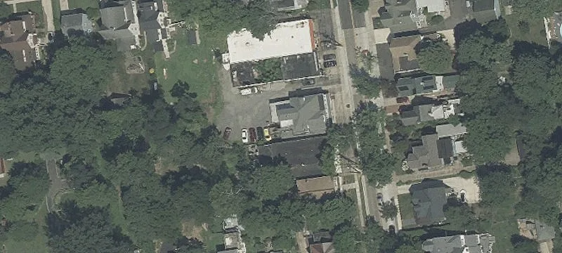 220 Ctr St