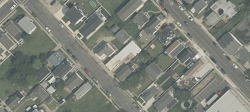 133 Youngs Ave