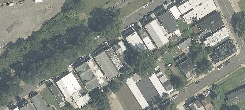 90 Alden Ave