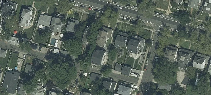 1004 5th Ave