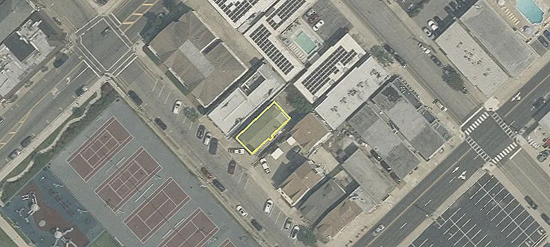 321 Montgomery Ave