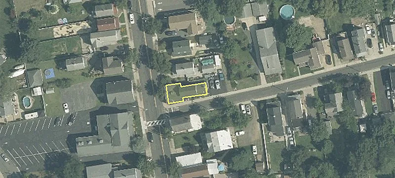 120 Main St