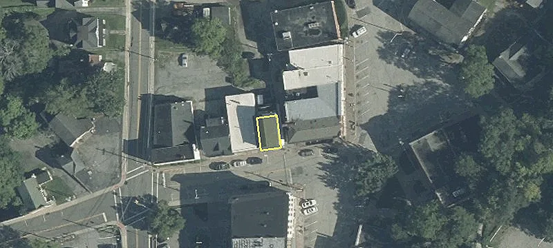 8 Newton Ave