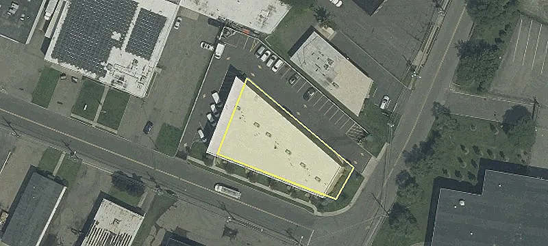 70 Commercial Ave