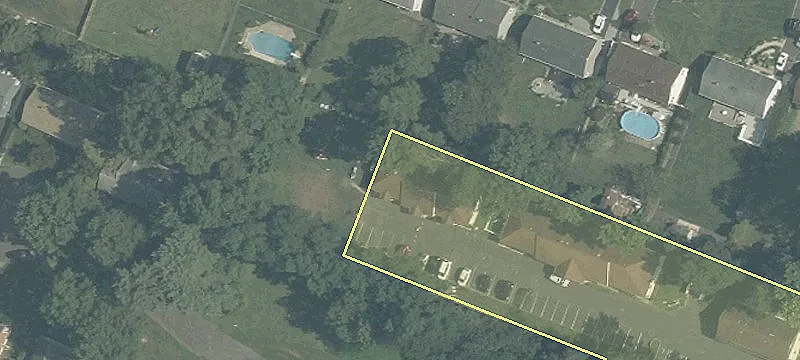 619 Un Ave, Unit 403