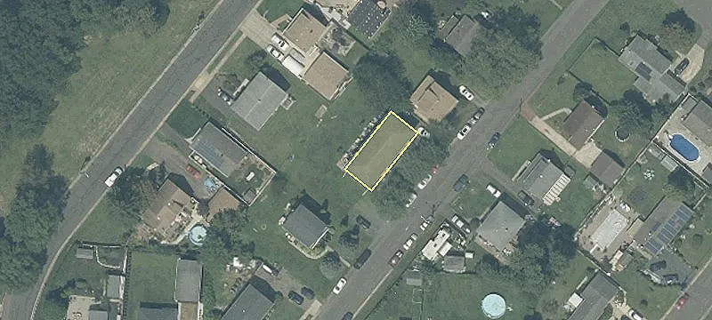 930 Somerville Ave
