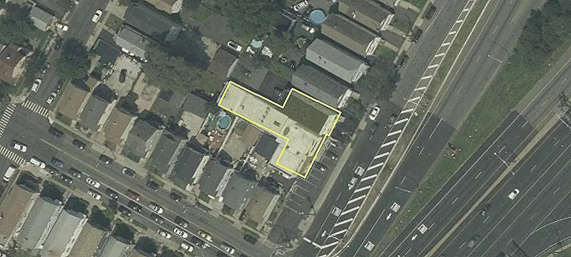 808 Spg St