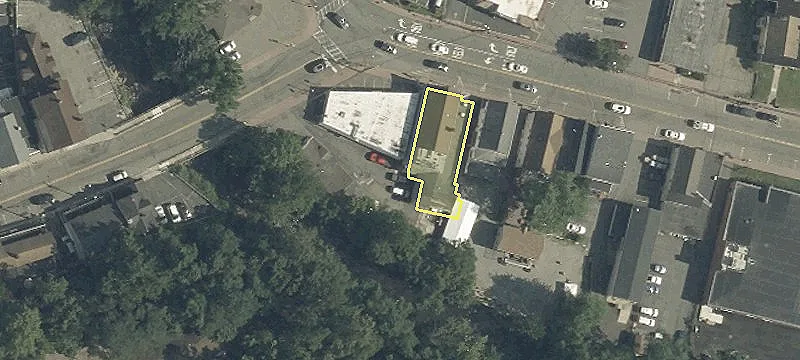137 Main St