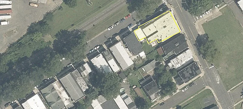40 Alden Ave