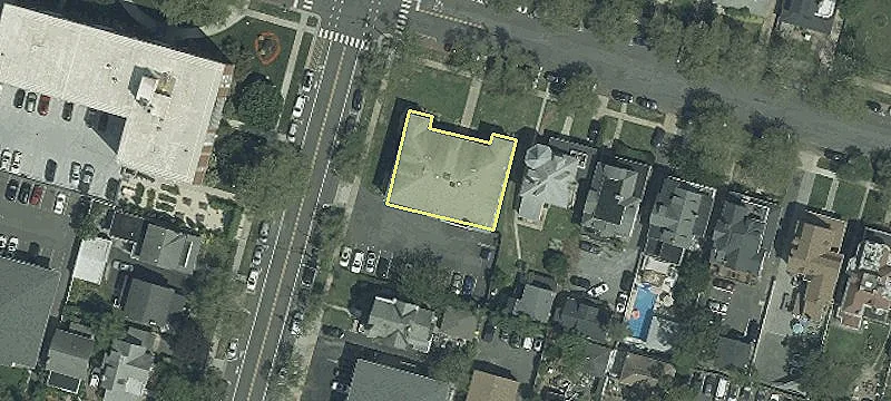 320 8th Ave