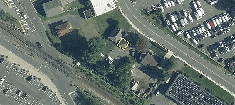 2 Conover Pl