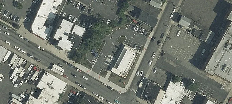 23 Main St