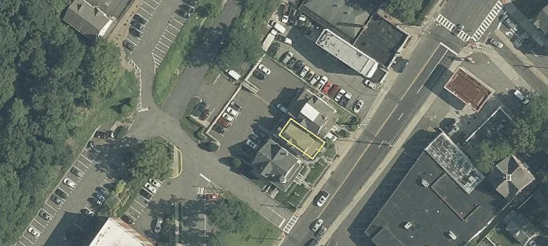 13 Mt Kemble Ave