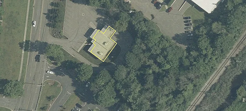 16 Grn Pond Rd
