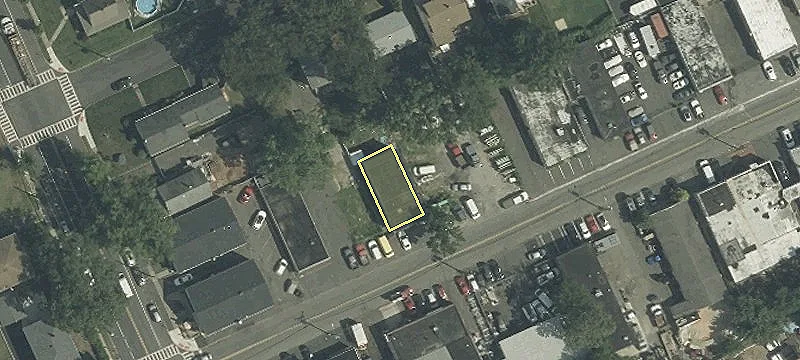 718 Fairfield Ave