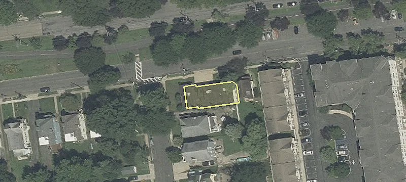 44 Chestnut Ave