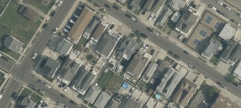 134 42nd St