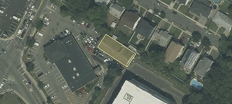 10 Schuyler Ave
