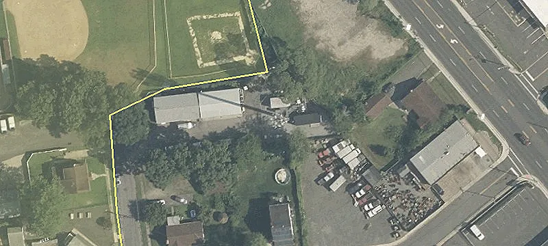 212 Barrett Ave
