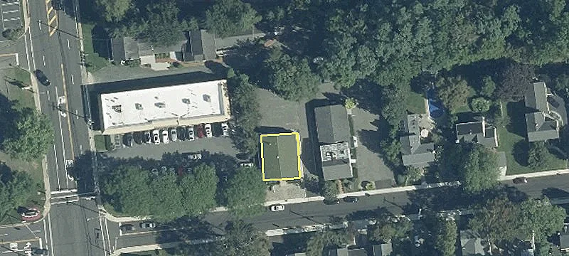 21 White St