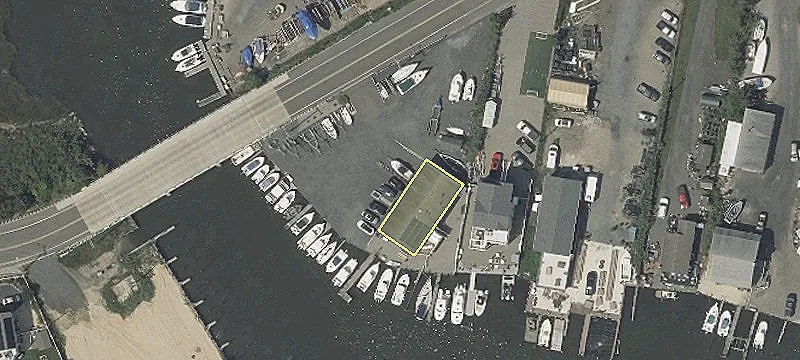 491 Bay Ave