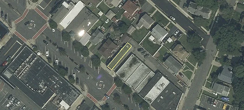 63 Pleasant Ave