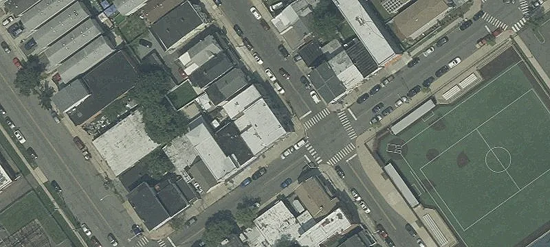 16 1st St