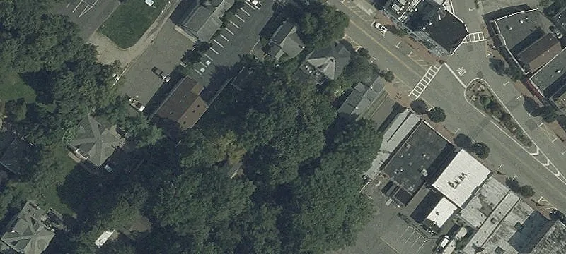 318 Harrington Ave