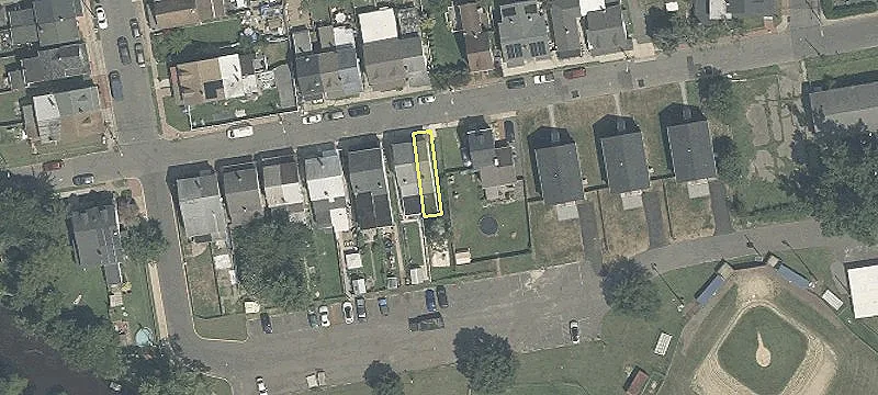 24 Monroe St