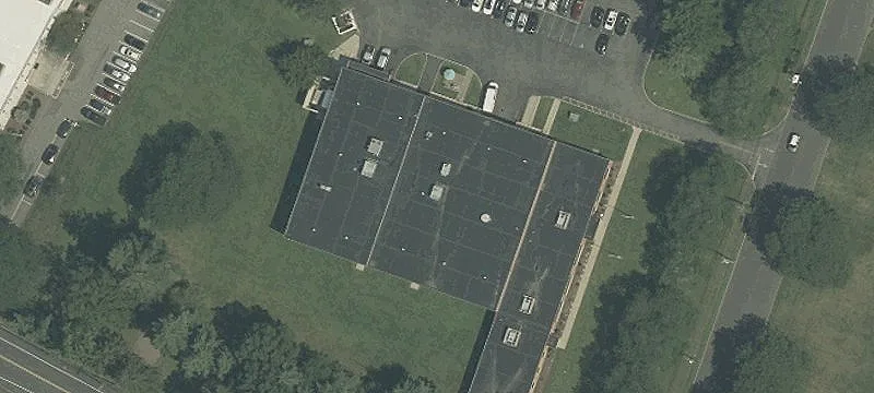 2 Henderson Dr
