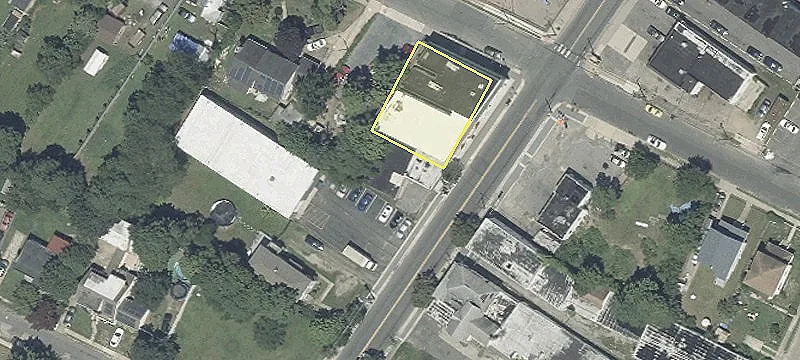 179 Main St