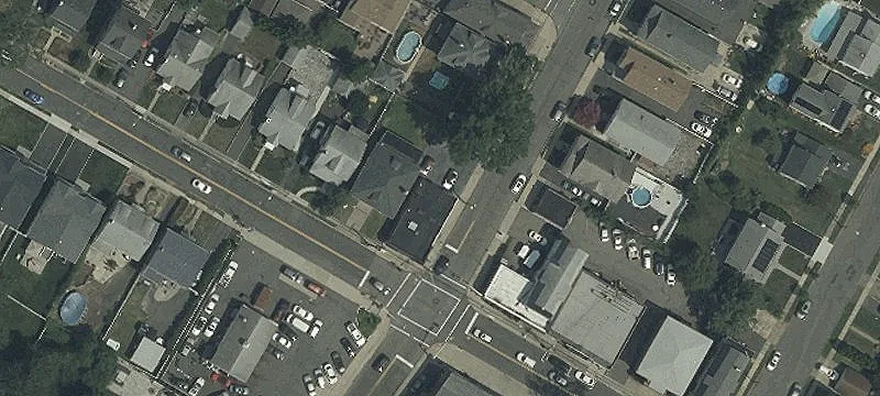 196 High St